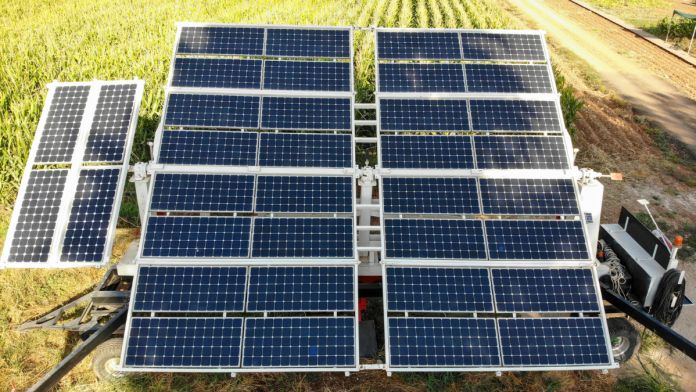 Canadian Solar’s EP Cube Wins 2025 Red Dot Award for Design Excellence