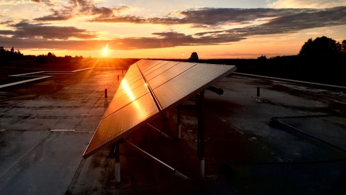 Thai Government Backs Homegrown Solar Inverter Innovation, Eases Rooftop Regulations to Boost Clean Energy Adoption