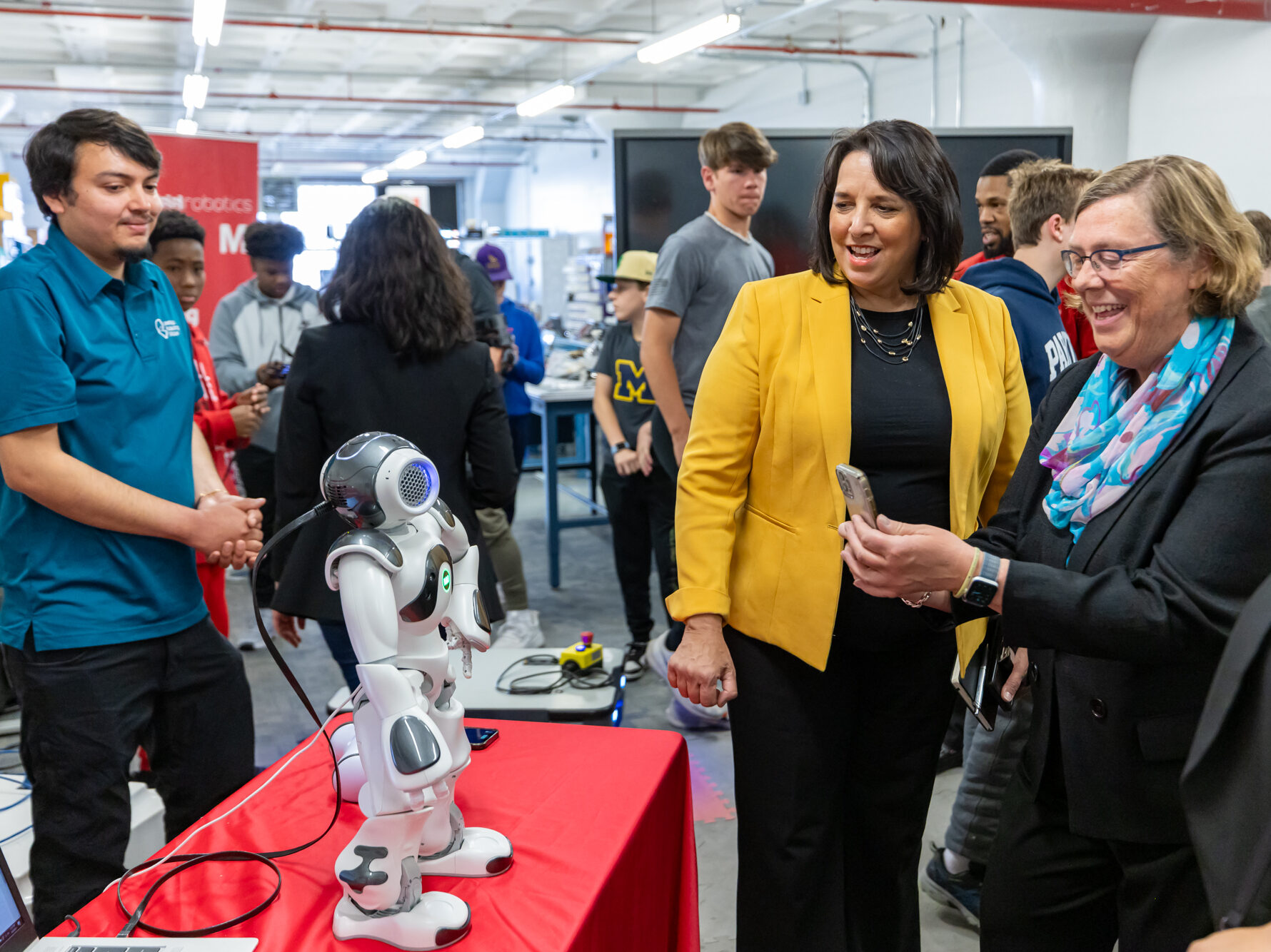 National Robotics Week 2024  – MassRobotics