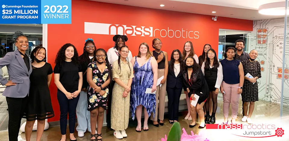 MassRobotics Expanding STEM Programming with 0,000 Cummings Grant