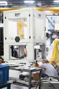 Building the Future: How DIY Robotics Empowers Companies Embracing Industrial Robots | Blog