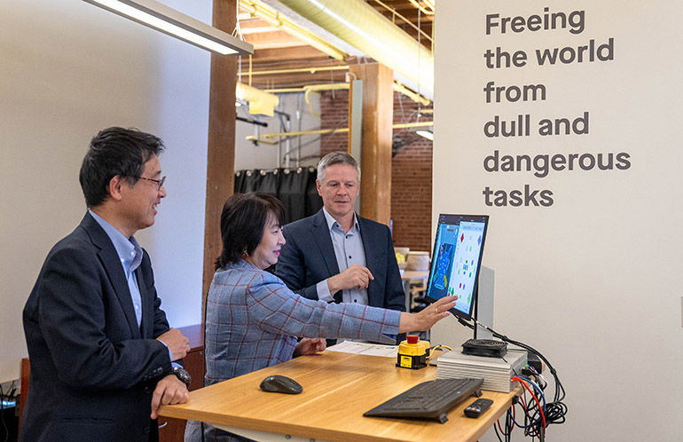 Realtime Robotics celebrates motion-planning collaboration with Mitsubishi Electric