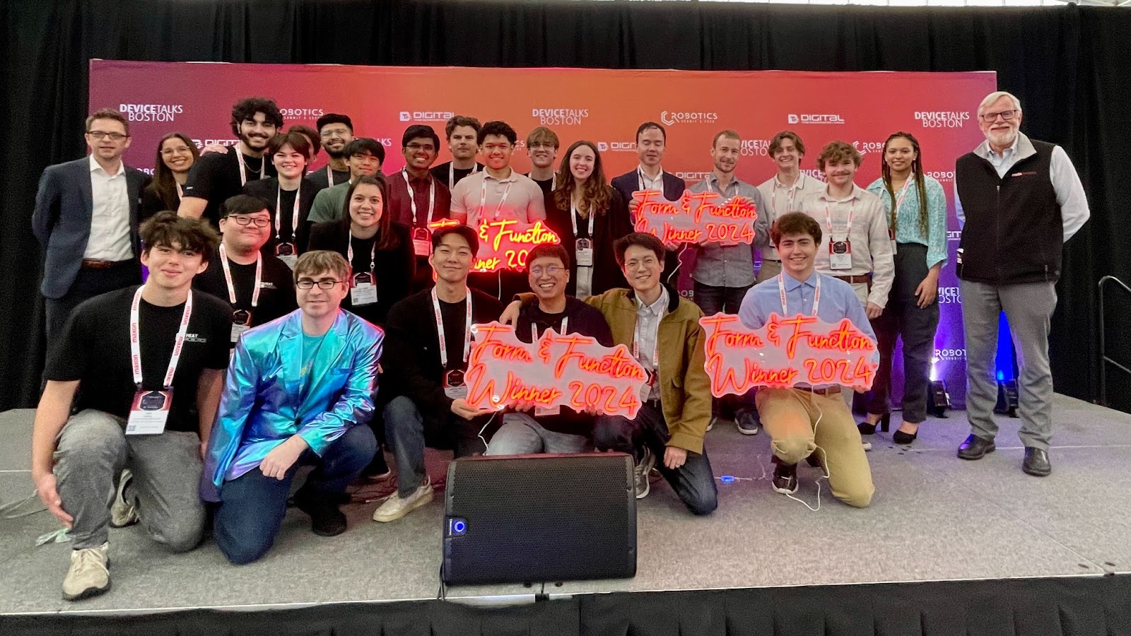 MassRobotics Announces Form & Function Challenge Winners, Showcases First Accelerator Cohort at the  Robotics Summit & Expo