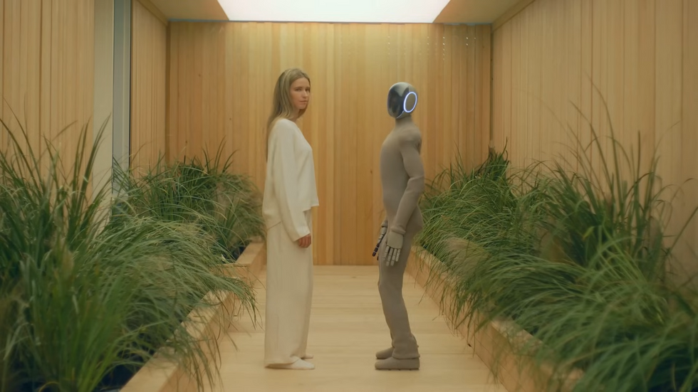 Robot Videos: Neo Humanoid Robot, NASA Rover, and More