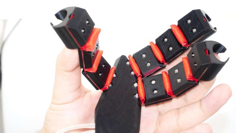 Customizable soft robot modules allow for new haptic interactions